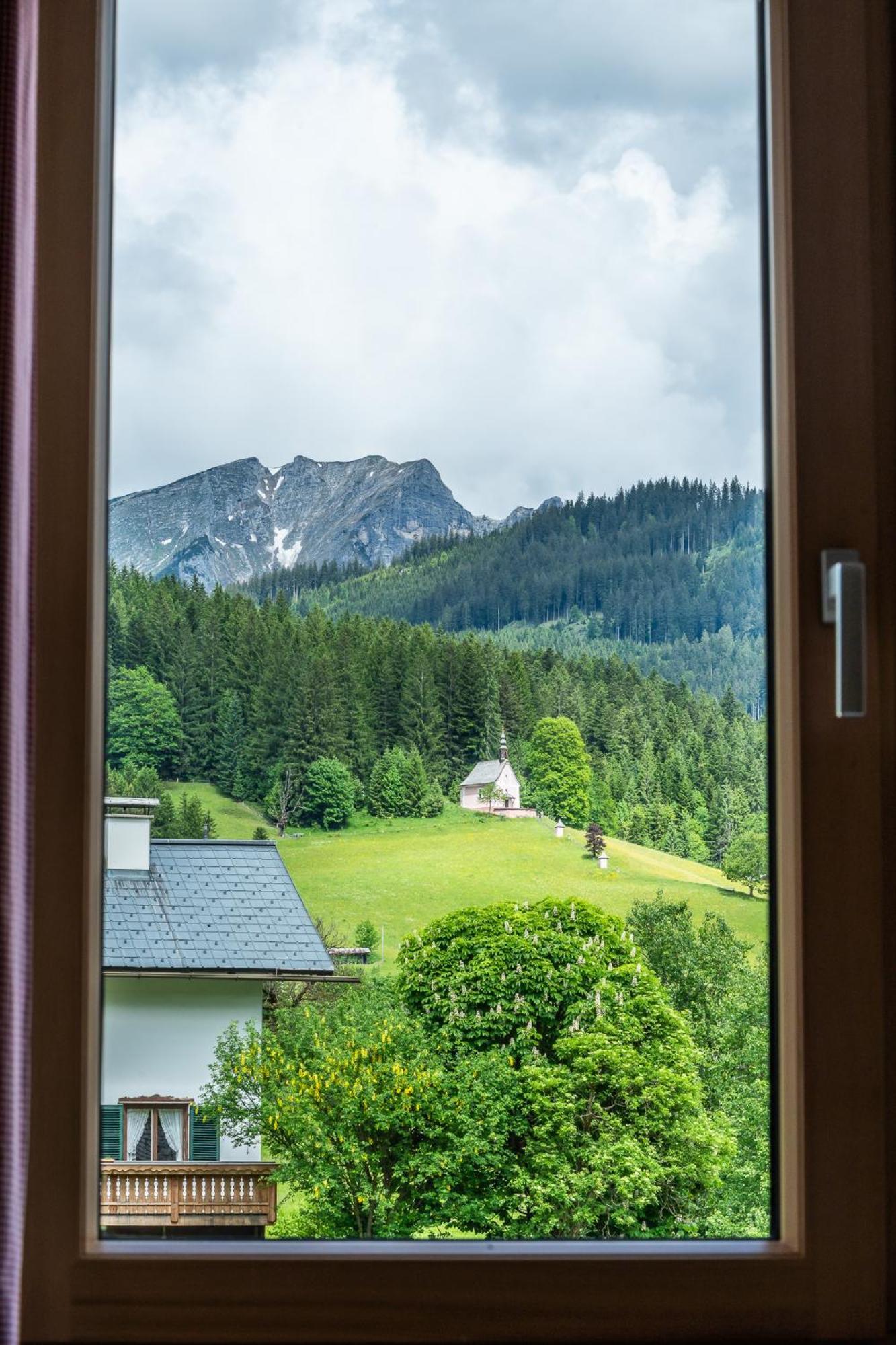 Hotel Haus Friedrich Gosau Exterior foto