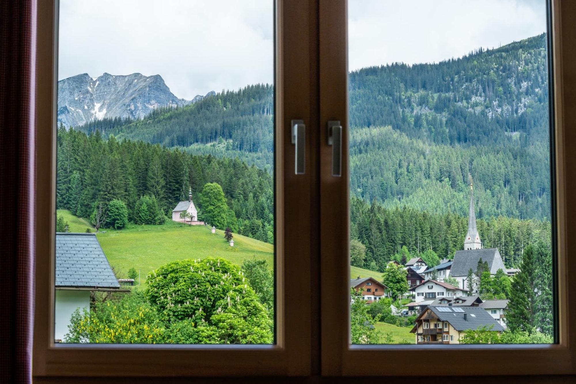 Hotel Haus Friedrich Gosau Exterior foto